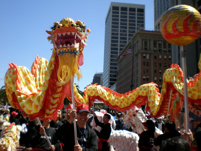 How to Tell Dragon and Lion Dances Apart