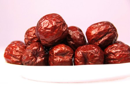 Red Dates